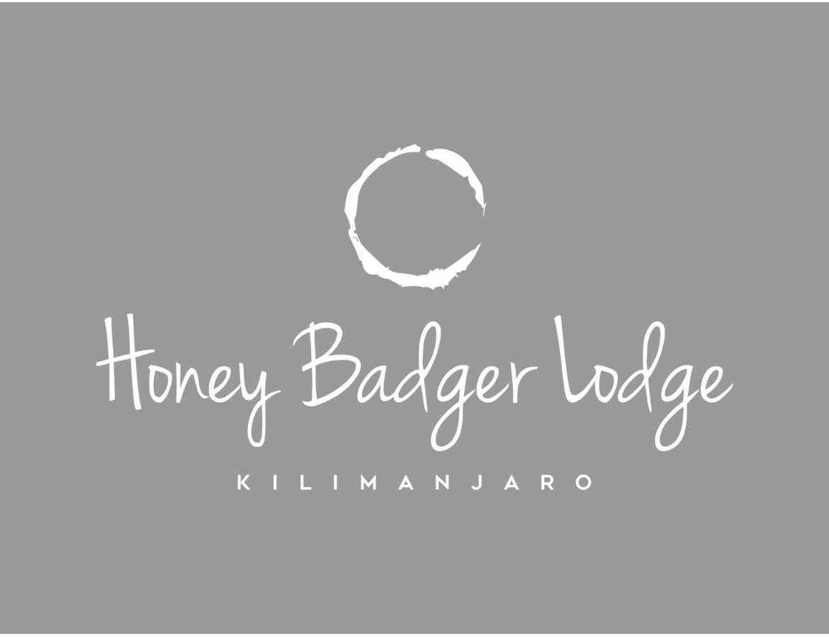 Honey Badger Lodge Moshi Exterior photo